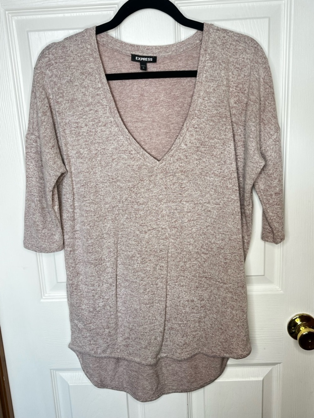 Express Dusty Rose High Low V Neck Sweater Soft Knit Relaxed Fit Small